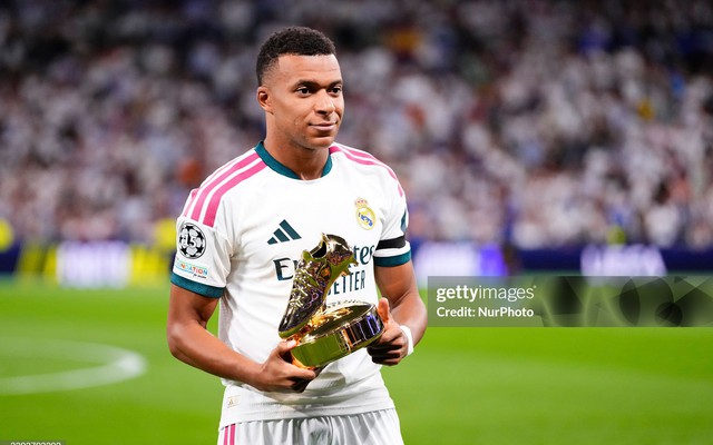 Real Madrid bất ngờ "quay xe", Mbappe sẽ giành Quả bóng Vàng?