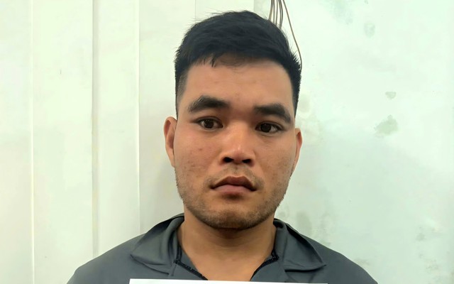 Kiểm tra tại công viên, công an giữ người trong trường hợp khẩn cấp đối với Nguyễn Hữu Hiểu SN 1997