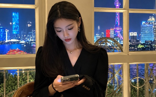 Người EQ thấp thường nói câu này khi bạn bè chưa chuyển khoản tiền ăn