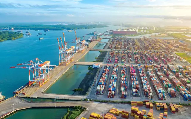 Việt Nam sắp xây siêu cảng gần 129.000 tỷ đồng: Sở hữu cầu dài 7,5 km, đón được những con tàu container lớn nhất thế giới