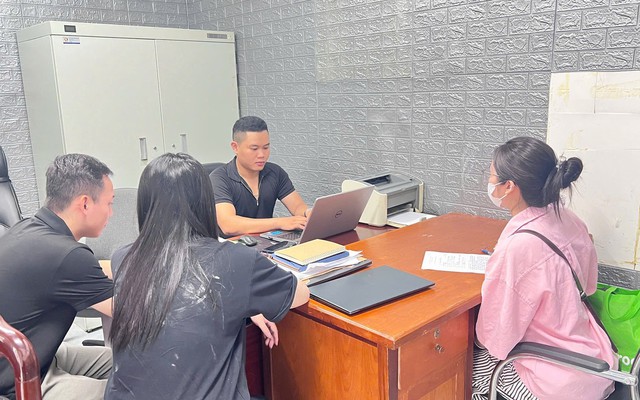 Phát hiện loạt giao dịch rút/chuyển tiền từ 200.000 đồng hiển thị trạng thái "đang xử lý": Công an vào cuộc điều tra, phá đường dây lừa đảo trăm tỷ