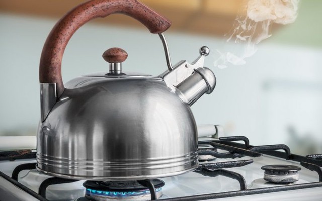 4 nguyên tắc uống nước đun sôi để nguội ai cũng cần biết