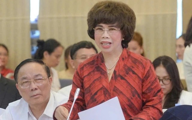 Bà Thái Hương trực tiếp đến làm việc ở tỉnh duy nhất VN có 3 mặt giáp biển, mệnh danh là “đất biết nở”