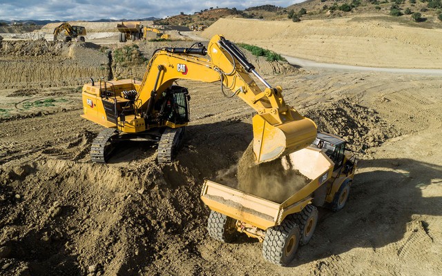 Mỹ mang 'quái vật' 230 tấn sang Việt Nam, mất 11 ngày lắp ráp, phục vụ khai thác kho báu dưới lòng đất
