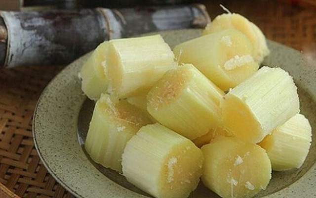 Mỗi ngày ăn 1 cây mía để "chữa bệnh", người đàn ông bàng hoàng khi nhận kết quả xét nghiệm