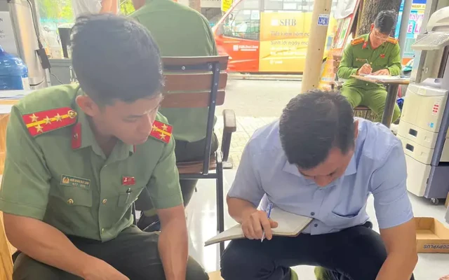 Phát hiện cơ sở in lậu sách giáo khoa