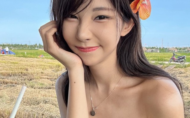 Bất ngờ sang Việt Nam để... chăn vịt, nữ DJ xinh đẹp khiến fan được một phen "cười bò" thích thú