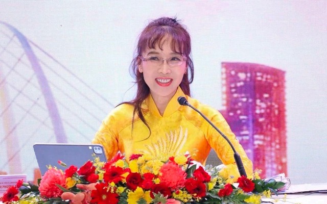 Tỷ phú Nguyễn Thị Phương Thảo thăng hoa cùng 2 cỗ máy trăm nghìn tỷ: Dưới đất HDBank vượt LPBank vào Top 3, trên trời Vietjet có đội bay lớn nhất Việt Nam