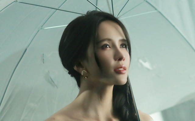Thiều Bảo Trâm nói về "cơn mưa" trong lòng và sự buông bỏ