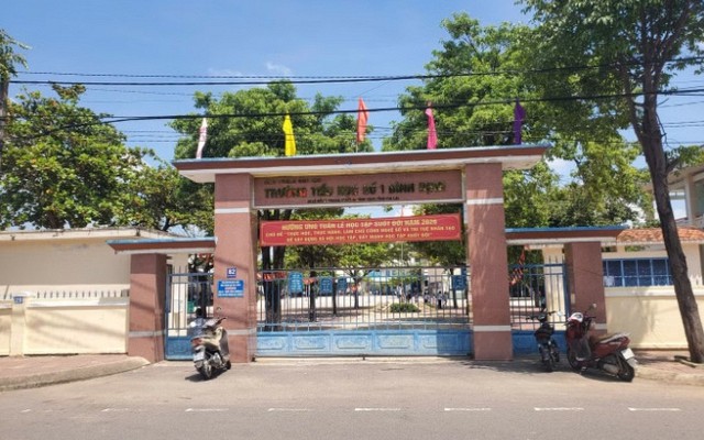 Đã có kết quả xác minh vụ tài khoản "lạ" tố một đêm học sinh tiểu học phải làm hơn 10 trang A4 bài tập