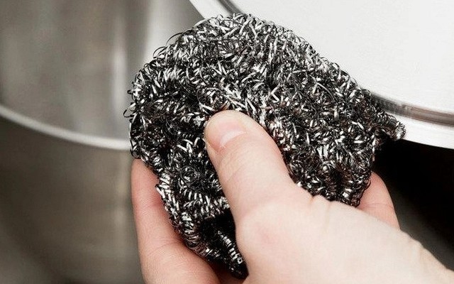 Lời khuyên cho những gia đình đang dùng búi sắt cọ xoong, nồi