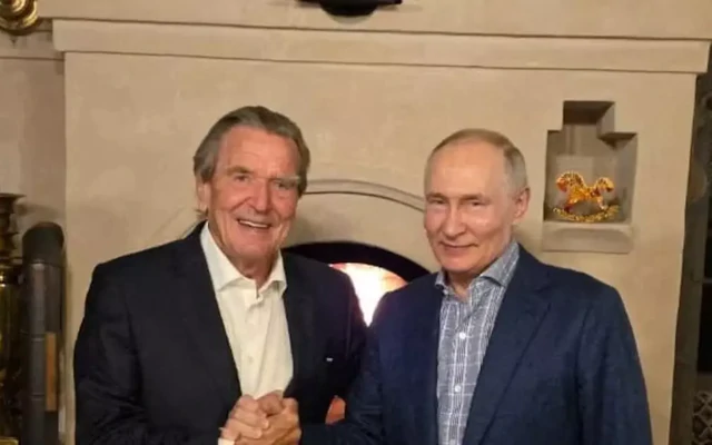 Đức phản ứng vì cựu thủ tướng dự sinh nhật Tổng thống Nga Putin