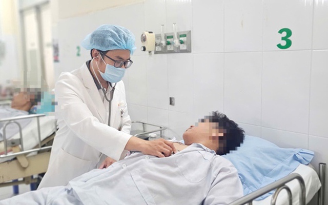 Nam thanh niên thuyên tắc phổi sau khi chơi thể thao