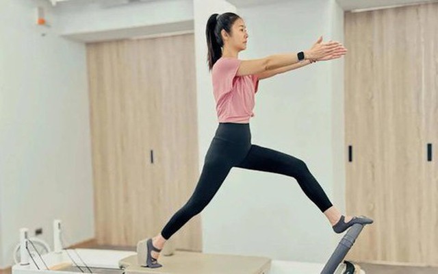 Vóc dáng tuổi 50 nhưng khiến gái 20 cũng phải tị của Lâm Tâm Như