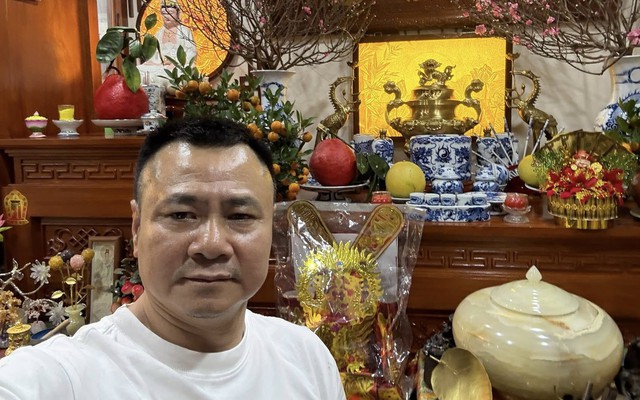 Điều đắt giá nhất trong nhà riêng của NSND Tự Long - Phó Giám đốc Nhà hát chèo Quân đội cận Tết