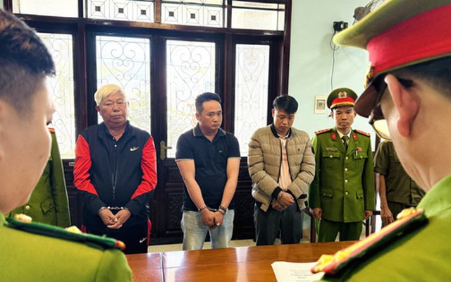 Từ dấu hiệu trên mạng, công an phá chuyên án lớn về khai thác cao lanh