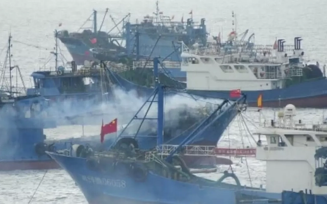 Nhật Bản có hành động hiếm thấy với tàu cá Trung Quốc