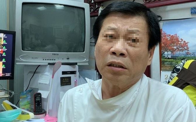 Mua bảo hiểm 7 tỷ đồng để đầu tư, người đàn ông tá hoả phát hiện phải sống đến 105 tuổi mới được rút tiền