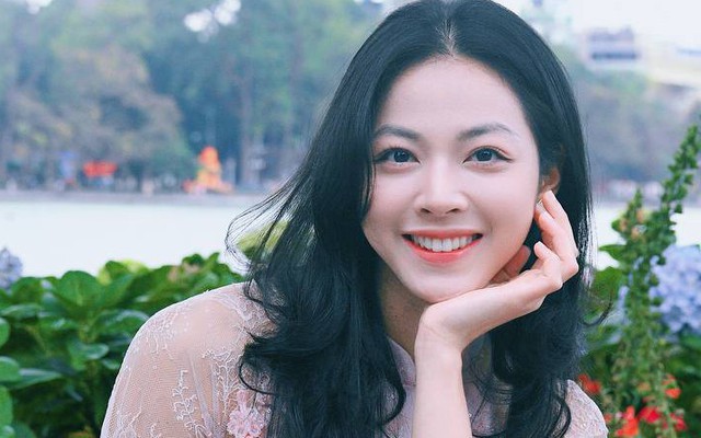 Ngày Tết mê mẩn ngắm Kim Anh-“Nữ thần biết bay” 19 tuổi gây sốt Đông Nam Á, visual "thua hoa hậu mỗi vương miện"