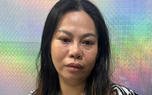 Vờ bán bông tai rồi "cuỗm" luôn vòng vàng 20 triệu đồng ngay tối 29 Tết, "nữ quái" chưa kịp ăn Tết đã phải “ăn cơm tù”