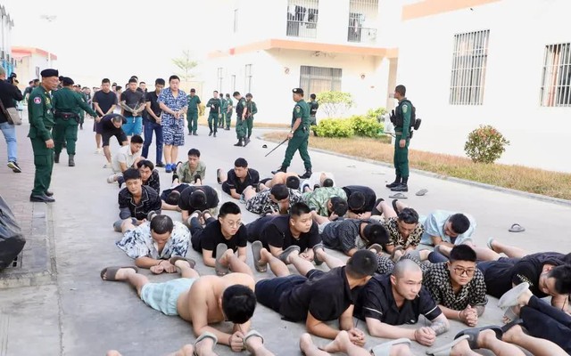 Campuchia triệt phá trung tâm lừa đảo lớn, bắt giữ hơn 2.000 người nước ngoài