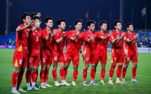 U23 Việt Nam trước cơ hội tái đấu U23 Trung Quốc: HLV Kim Sang-sik không điền tên Đình Bắc?
