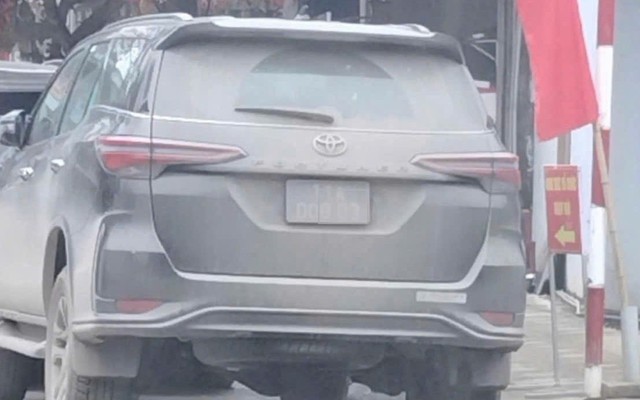 Cục CSGT thông tin về trường hợp biển số xe phủ bùn đất không bị xử phạt