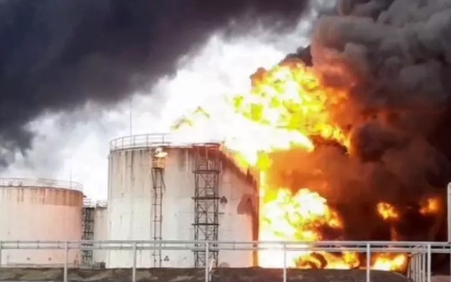 Drone tấn công tự sát Ukraine mở rộng phạm vi mục tiêu tại Nga