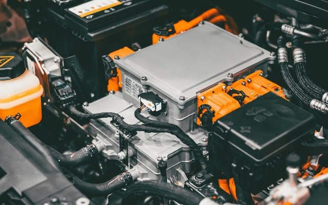 Những điều cần biết về tuổi thọ pin xe hybrid trước khi đầu tư