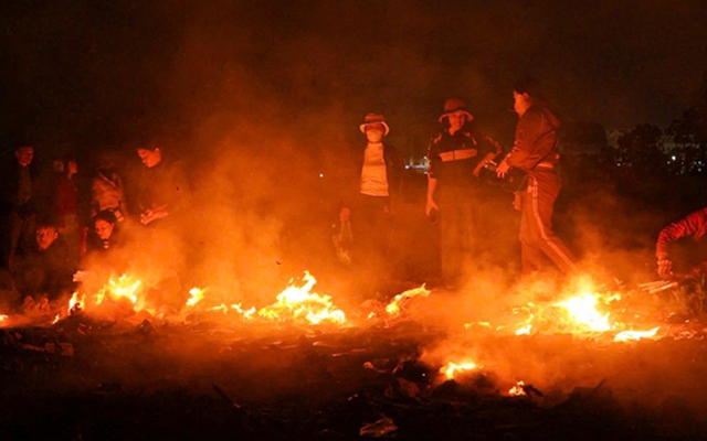 Khám phá chợ âm dương độc đáo, họp duy nhất mỗi năm 1 lần lúc nửa đêm