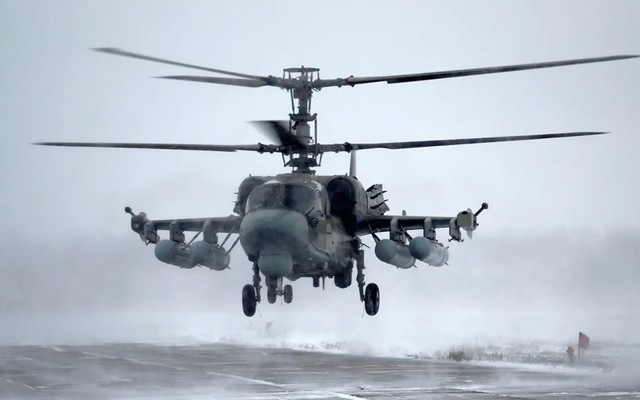 Xem K-52 bắn hạ 25 UAV đối phương bằng loại đạn thông minh 30mm mới