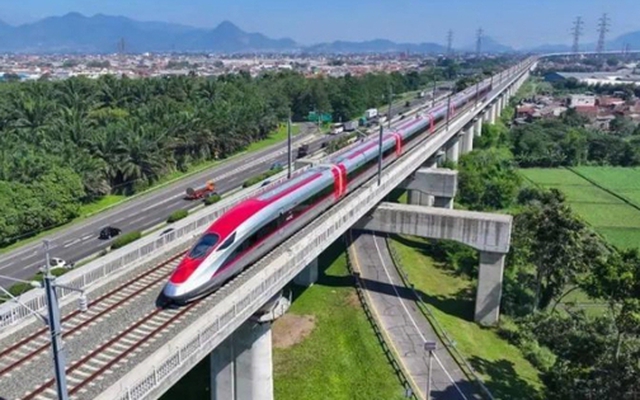Cập nhật mới nhất về siêu dự án đường sắt gần 9 tỷ USD, đi qua 5 tỉnh thành do Tập đoàn đa ngành từng được Thủ tướng khen đề xuất đầu tư
