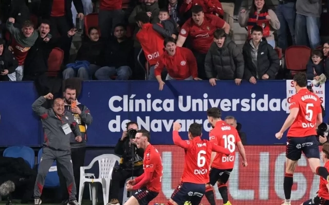 Real Madrid thua sốc trên sân Osasuna, Barca mừng lớn