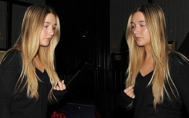 “Cam thường” bắt cận nhan sắc tiểu thư Harper Beckham, biểu cảm buồn bã giữa drama gia đình gây chú ý