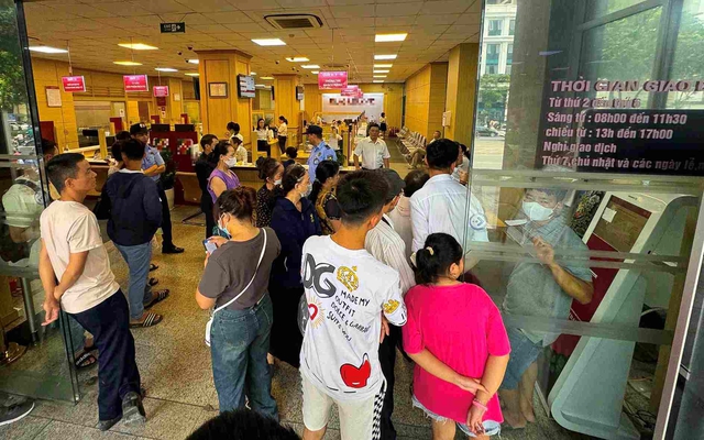 Tất cả người dân có tài khoản ngân hàng chú ý: Làm sao để biết điện thoại không bị chặn giao dịch từ 1/3?