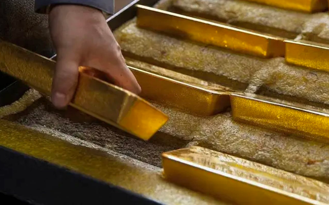 Giữa lúc giá vàng lên 5.500 USD/ounce, một quốc gia BRICS vừa chốt lời gần 10 tấn, kho dự trữ 400 tỷ USD biến động mạnh