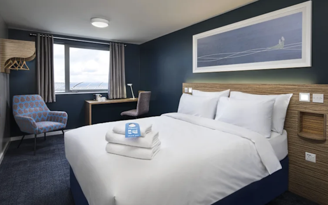 Cặp vợ chồng thuê khách sạn để ở suốt 22 năm dù sở hữu nhà riêng, nghe lý do xong nhiều người lại muốn làm theo