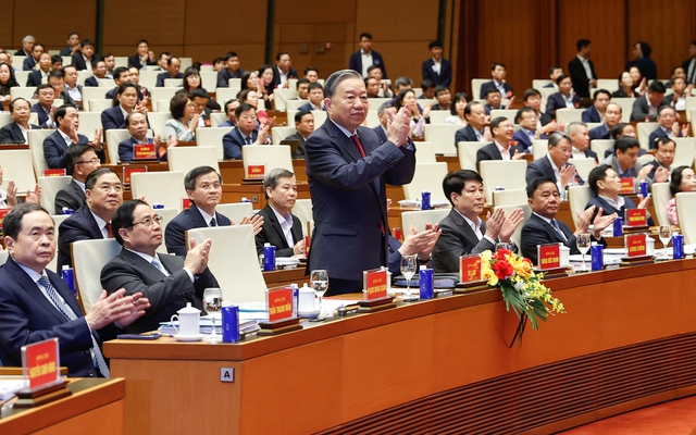 Hội nghị toàn quốc quán triệt Nghị quyết số 79 và 80 của Bộ Chính trị