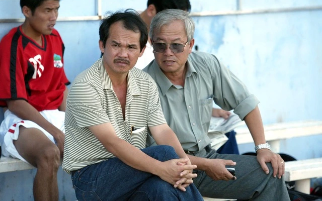 "Quân sư" giúp bầu Đức nâng tầm HAGL qua đời