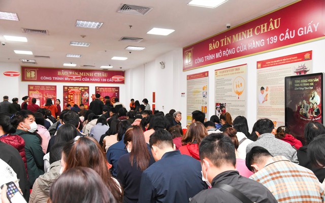 Người mua vàng bạc tại Bảo Tín Minh Châu ngày Thần tài chú ý: Thông báo mới nhất từ doanh nghiệp