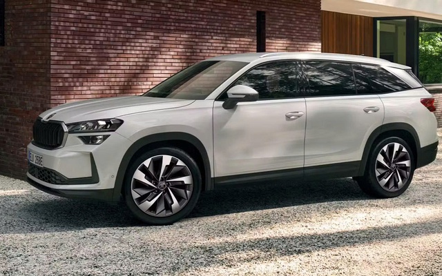 Chốt giá Skoda Kodiaq hybrid 2026: Quy đổi từ 930 triệu đồng, máy xăng 1.5L mild-hybrid, chỉ còn dẫn động cầu trước