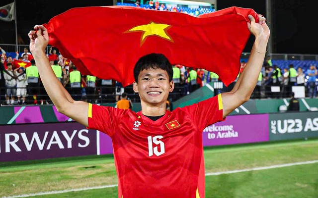 Tuyển thủ U23 Việt Nam bất ngờ xuống giải hạng Nhất thi đấu