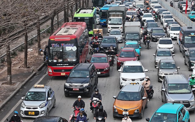 Giải mã "mắt thần" Google Maps: Không lắp camera, vì sao biết chính xác từng mét đường tắc cứng?