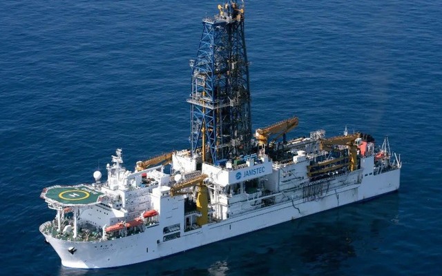 Nhật Bản hút đất hiếm từ đáy biển sâu thách thức vị thế Trung Quốc