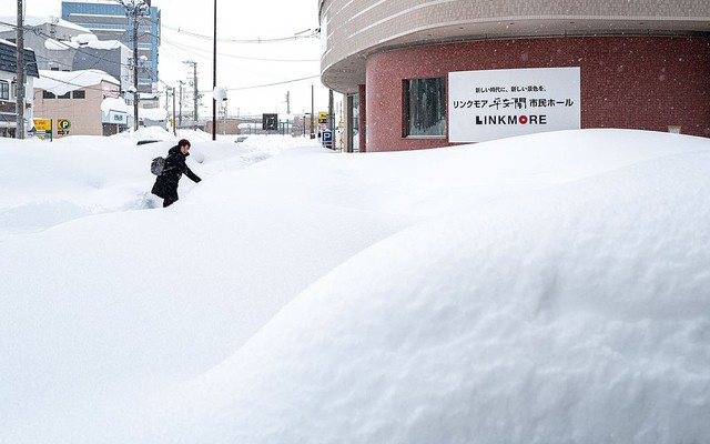 Thảm họa tuyết trắng tại Nhật Bản: Tuyết rơi dày khiến 30 người thiệt mạng, 324 người bị thương 