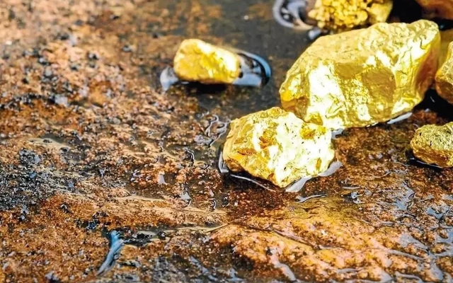 Giá vàng bạc tăng vọt, doanh nghiệp khai khoáng lãi đậm