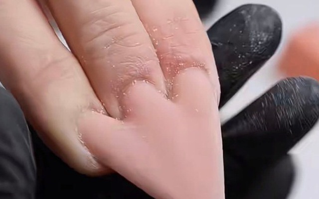 Cận cảnh bộ nail 13 triệu đồng khiến cả cõi mạng "hóa điên"