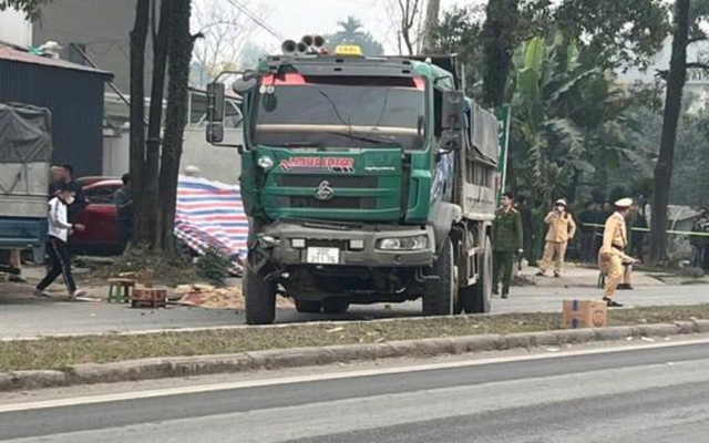 Cán bộ CSGT bị xe ben đâm tử vong khi làm nhiệm vụ