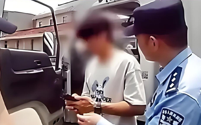 Không chấp nhận bị lừa mất 350k, sinh viên một trường đại học tự điều tra, cuối cùng bị lừa thêm 450 triệu