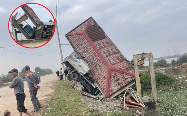 Vụ học viên tông vào thành cầu khiến thầy dạy lái tử vong ở Ninh Bình: Trước đó xảy ra va chạm với ô tô con